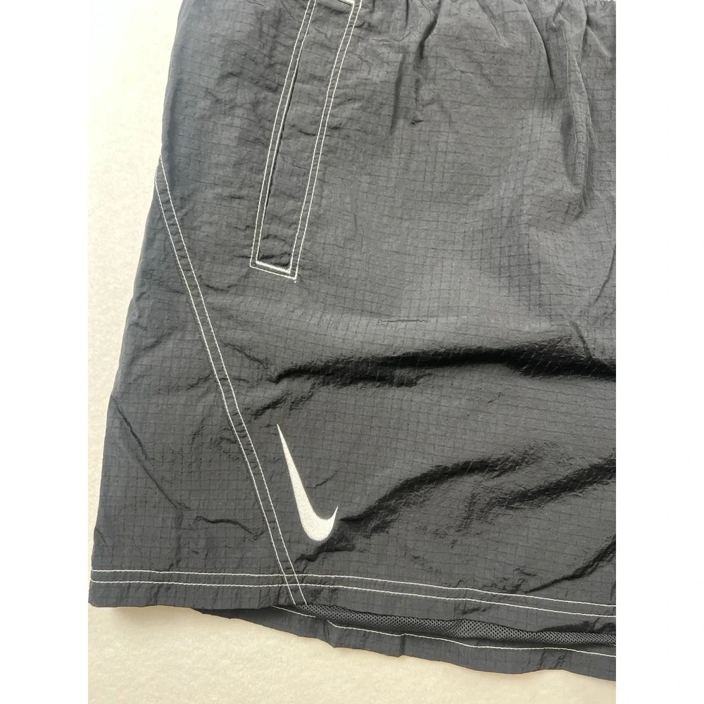 Nike Sportswear Swoosh Women's Woven High-Rise Shorts - Size XXL (DD5592-010)‎